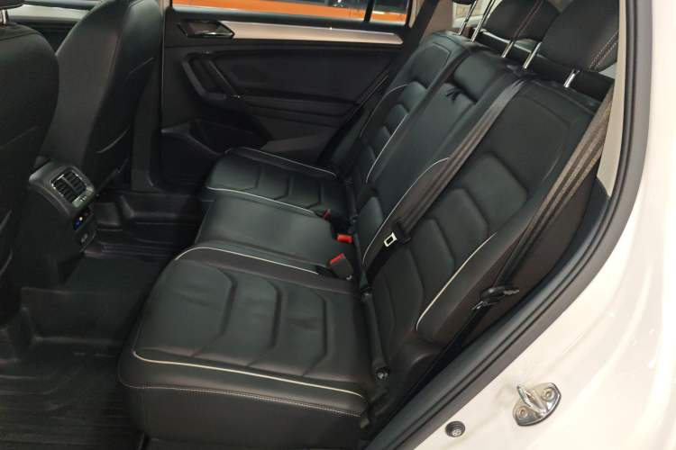 Used Volkswagen Tiguan L 2017 380TSI Automatic All-Wheel-Drive Flagship Edition
