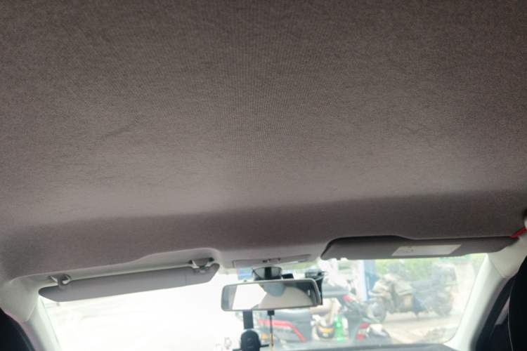 Used Skoda Fabia 2015 1.6L Automatic Sport Edition Headliner