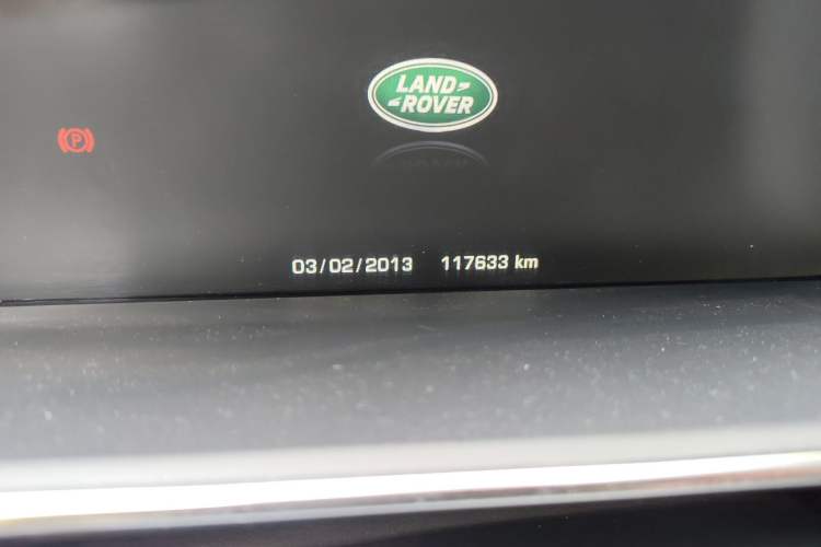 Used Land Rover Range Sport 2015 3.0 SC V6 HSE DYNAMIC Odometer Close Up