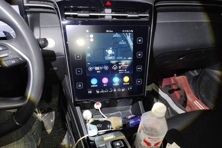 Used Hyundai Tucson 2023 Tucson L 1.5T Automatic Two-Wheel Drive LUX Prestige Edition Audio And AC Panel