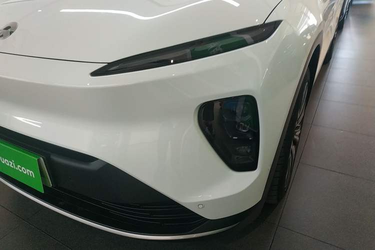 Used Nio ES8 2024 75 kWh Left Front Headlight