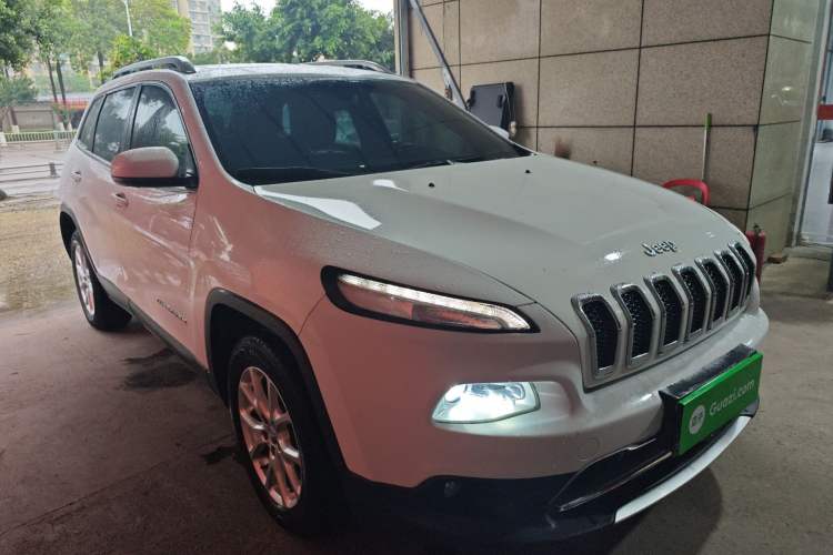 Used Jeep Cherokee 2017 2.4L Leading Smart Edition