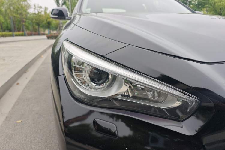 Used Infiniti Q50 2014 3.7L Luxury Sport Edition