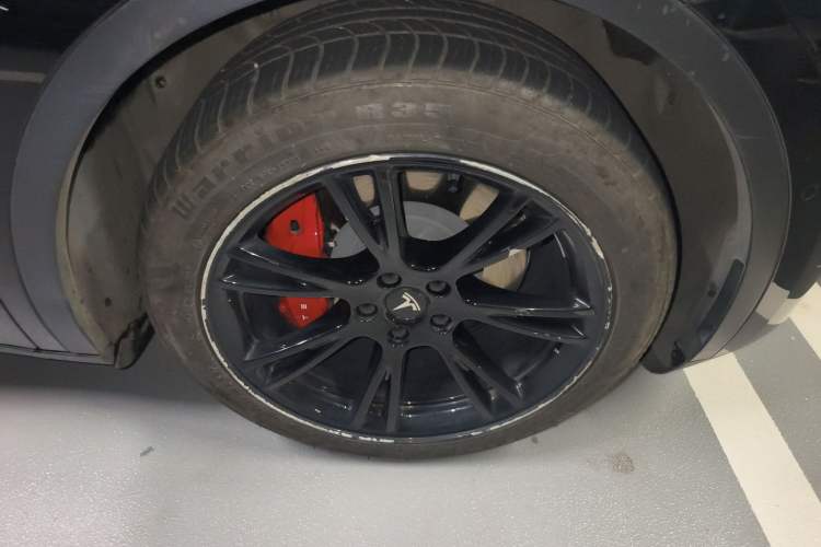 Used Tesla Model Y 2022 Rear-Wheel-Drive Version
