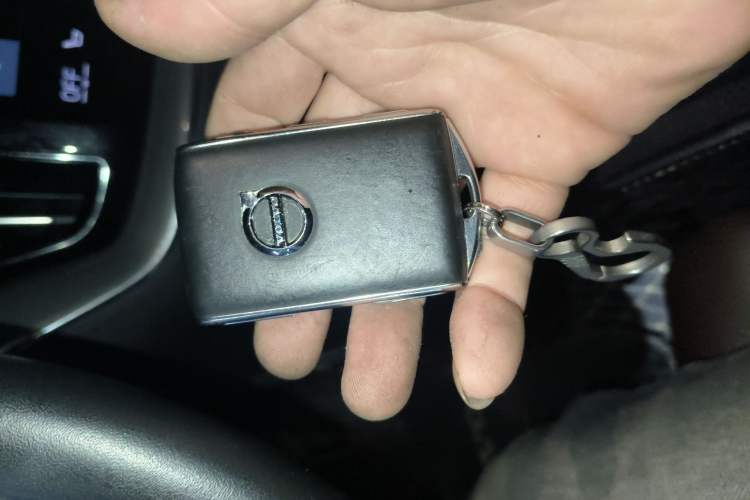 Used Volvo XC60 2021 T5 4x4 Smart Luxury Edition