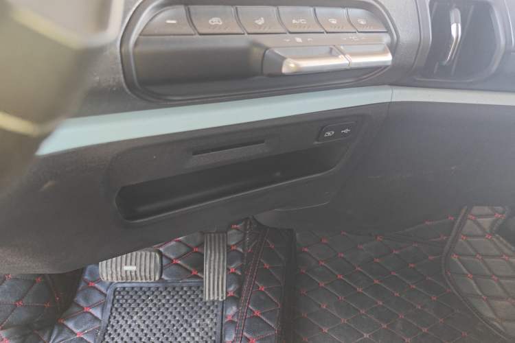 Used Baojun E300 2020 Starry Intelligence Edition
