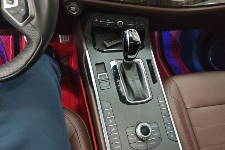 Used Wey VV5 2017 2.0T Flagship Edition
