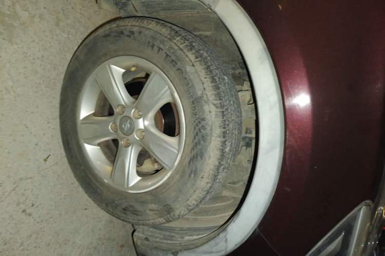 Used Haima S5 2015 1.6L Manual Luxury Model with Sunroof Right Front Wheel Hub