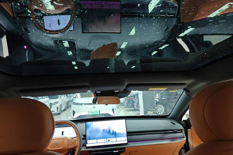 Used Dongfeng eπ eπ007 2025 Model Pure-Electric 565 All-Wheel-Drive Max Leading Edition Headliner