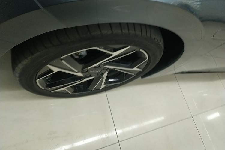 Used Lynk & Co 07 2024 EM-P 126 Long-Range Ultra
