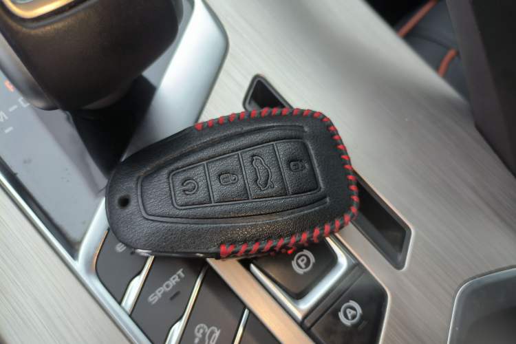 Used Geely Auto Coolray 2019 260T DCT Knight China V Standard