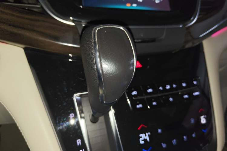 Used Buick GL8 2018 ES 28T Comfort Model China VI Standard
