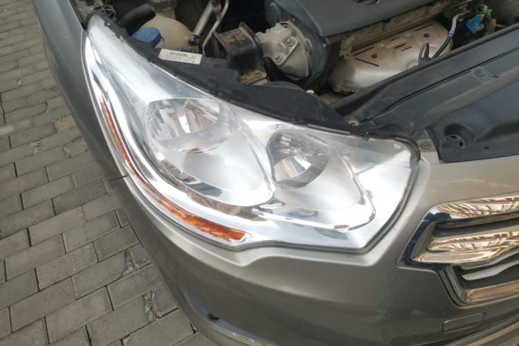 Used Citroen C4L 2014 1.8L Intelligent Drive Automatic Dynamic Model Right Front Headlight