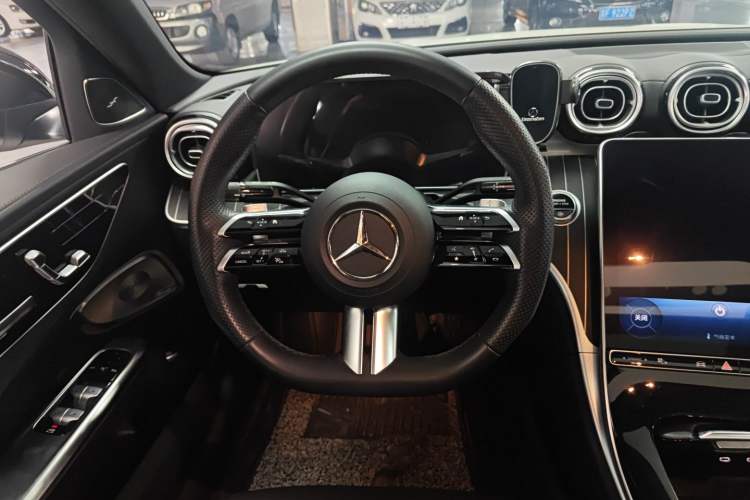 Used Mercedes-Benz C-Class 2024 C 260 L Brilliant Night Sports Edition Steering Wheel