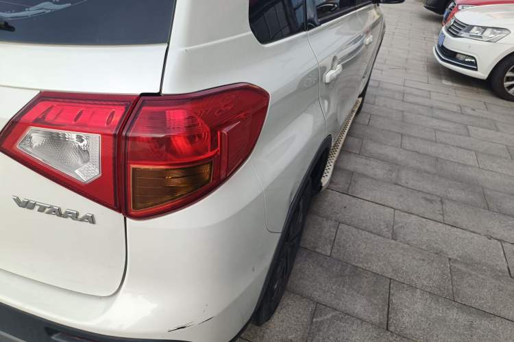 Used Suzuki Vitara 2016 1.6L Manual Two-Wheel Drive Entry-Level Trim
