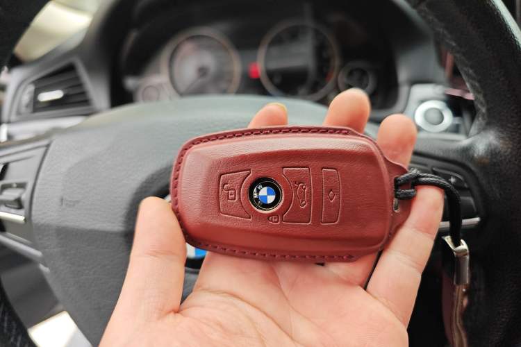 Used BMW 5 Series 2013 520i Elegant Edition Vehicle Key