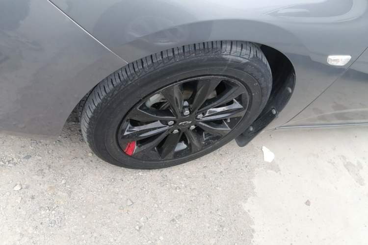 Used Chevrolet Monza 2020 Light Hybrid Redline 320T Dual-Clutch Joyful Edition Left Front Wheel Hub