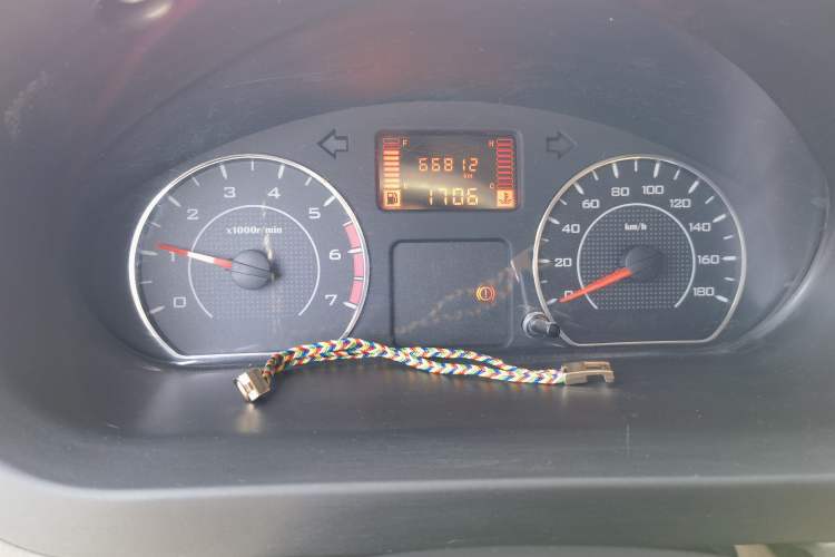 Used Wuling Rongguang V 2019 1.5L Window-Sealed Utility Model China VI LAR
