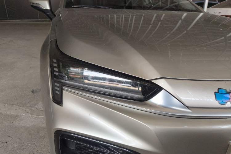 Used AION S 2023 Meizu 580 Lithium Iron Phosphate Right Front Headlight