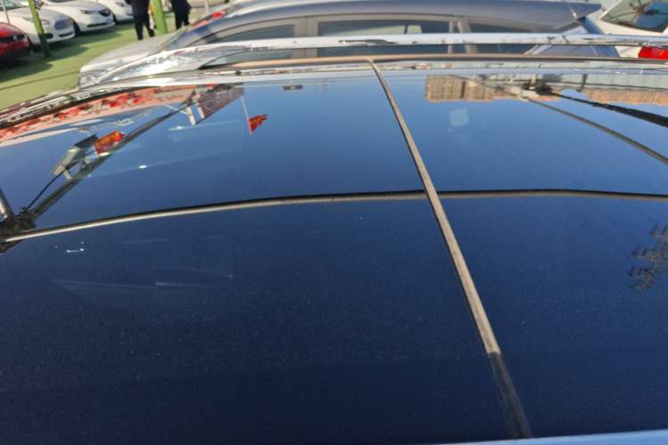 Used Kia Sportage R 2015 2.0L Automatic Two-Wheel Drive DLX Model
