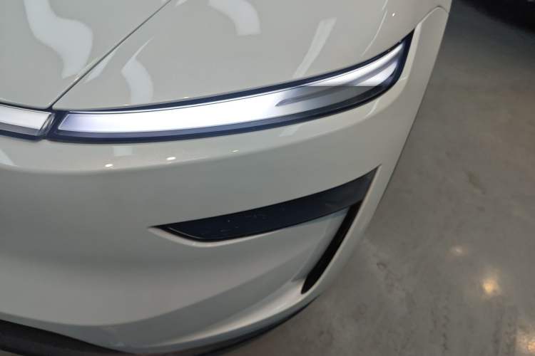 Used Tesla Model Y 2025 Rear-Wheel-Drive Version