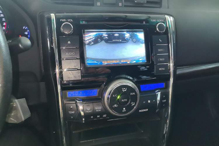 Used Toyota Reiz 2013 2.5V Shangrui Edition
