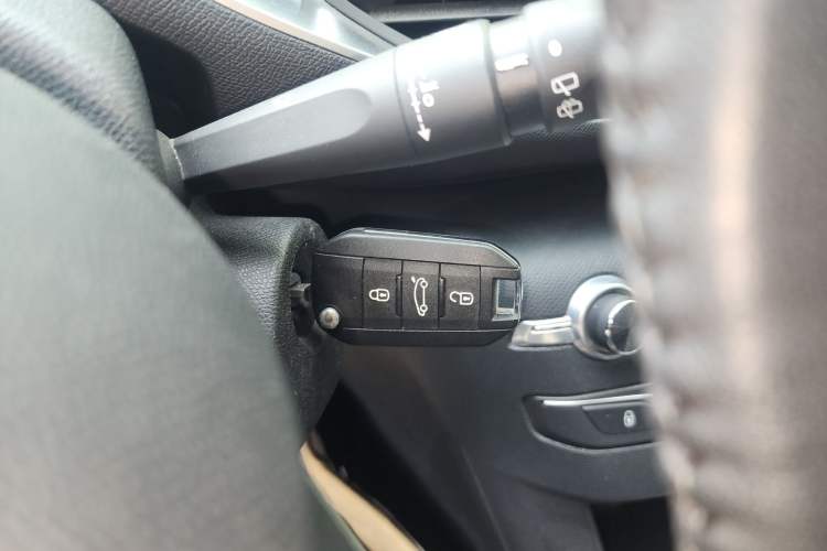 Used Peugeot 308S 2015 1.6L Manual Jingchi Edition