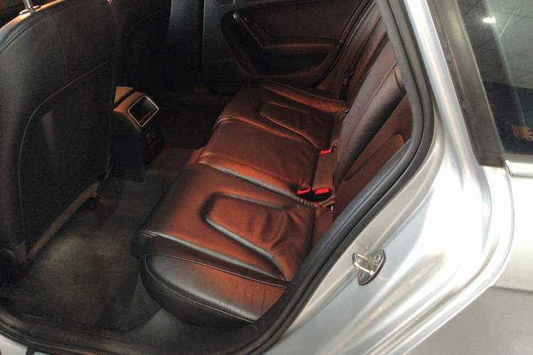 Used Audi A4L 2013 35 TFSI Automatic Standard Model
