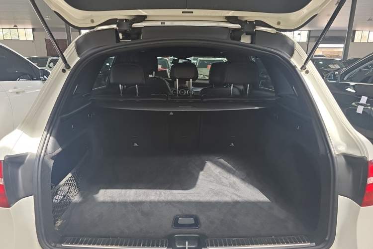 Used Mercedes-Benz GLC 2018 GLC 260 4MATIC Dynamic Edition