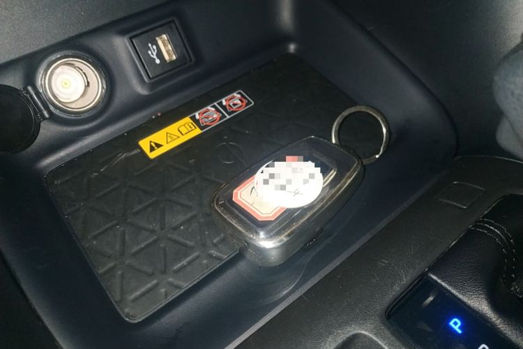 Used Toyota RAV4 2023 2.0L CVT Two-Wheel Drive Fashion Edition
