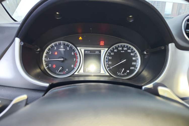 Used Suzuki Vitara 2016 1.4T Automatic Two-Wheel Drive Elite Model Instrument Cluster