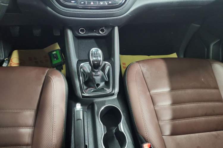 Used CHANGAN OSHAN A800 2017 1.6L Manual Luxury Model