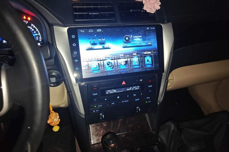 Used Toyota Camry 2015 2.0G Premier Edition Audio And AC Panel