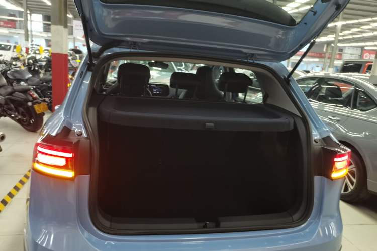 Used Volkswagen Tharu 2025 NewRui 300TSI Prestige Edition
