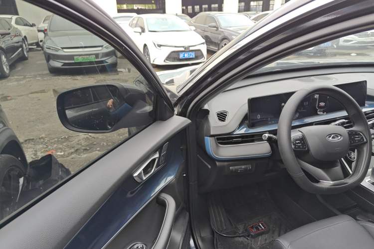 Used Chery Tiggo 7 PLUS 2021 Kunpeng Edition 1.6 TGDI DCT Prestige Model Driver Seat