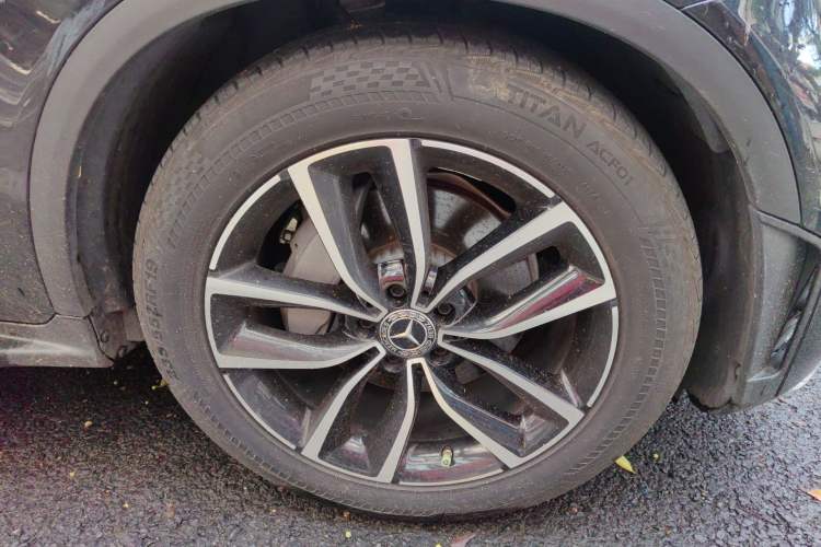 Used Mercedes-Benz GLC 2020 GLC 300 L 4MATIC Dynamic Edition
