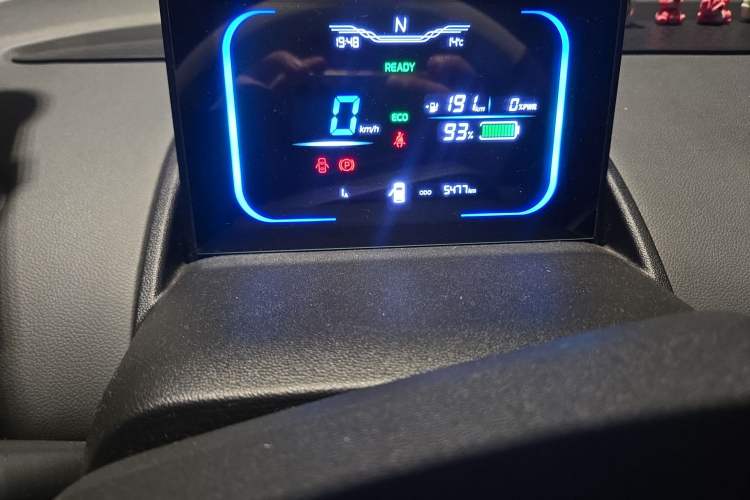 Used CHANGAN NEVO Lumin 2024 205km Launch Edition Odometer Close Up