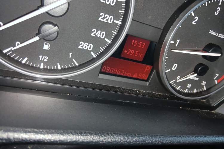 Used BMW X1 2013 sDrive18i Fashion Model
