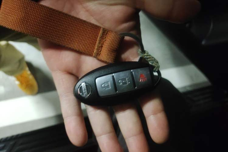 Used Nissan Patrol  Vehicle Key