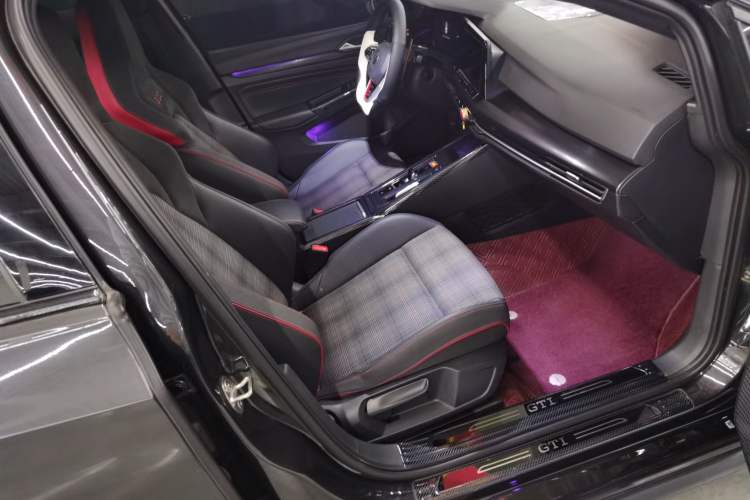 Used Volkswagen Golf GTI 2021 380TSI DSG GTI Right Front Seat