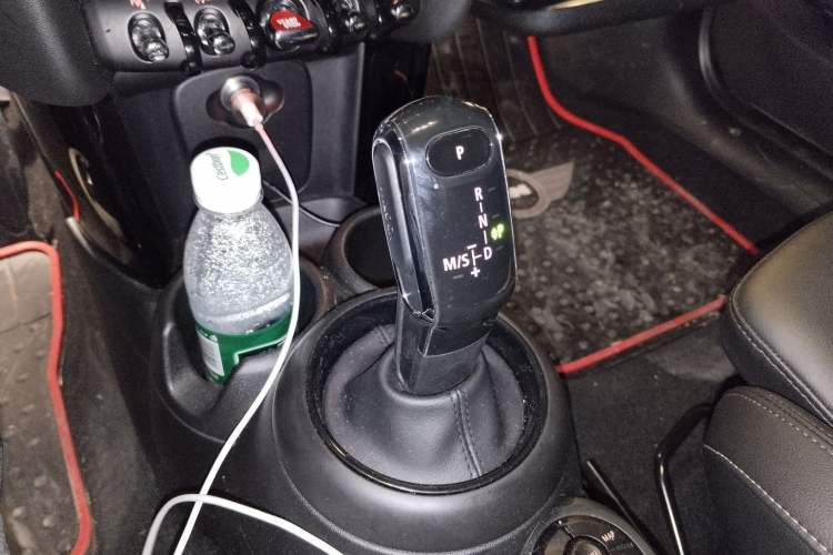 Used MINI MINI 2022 1.5T COOPER Classic Edition