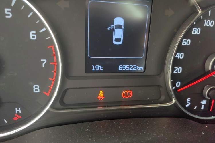 Used Kia K3 2016 1.6L Automatic GL Odometer Close Up