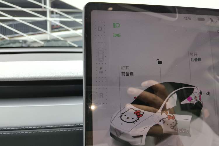 Used Tesla Model Y 2025 Rear-Wheel-Drive Version
