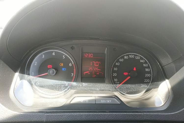 Used Volkswagen Jetta 2019 Dream Edition 1.4L Manual Fashion Version
