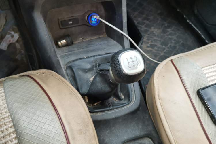 Used Wuling Hongguang 2018 1.5L S Comfort Model L2B Gear Lever