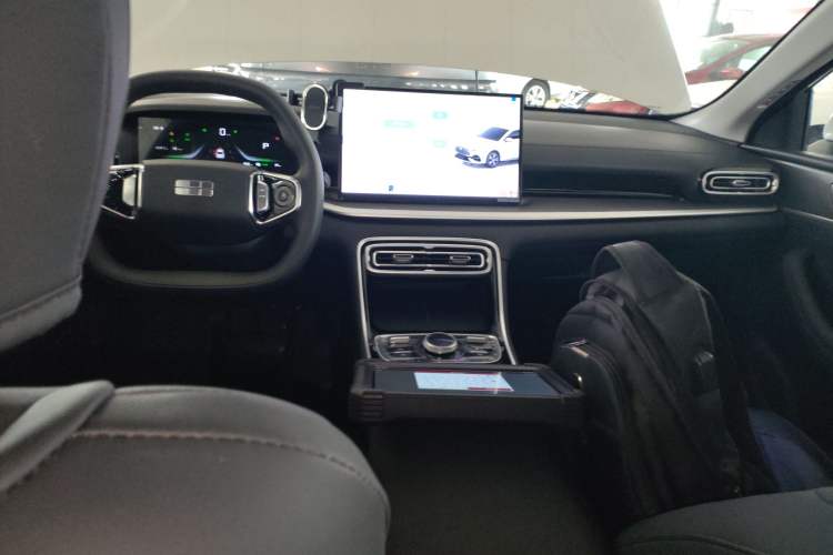 Used Geely Galaxy Stellar 6 2026 Model 60km Sailing Edition Center Console