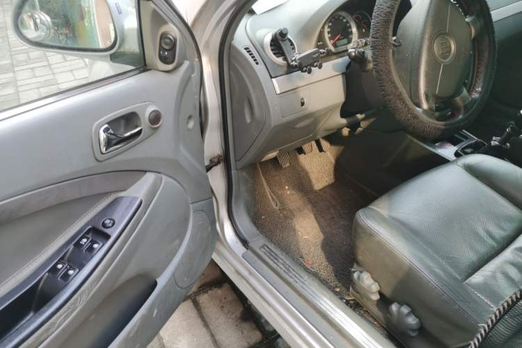 Used Buick Excelle 2008 HRV 1.6 LE - MT Navi
