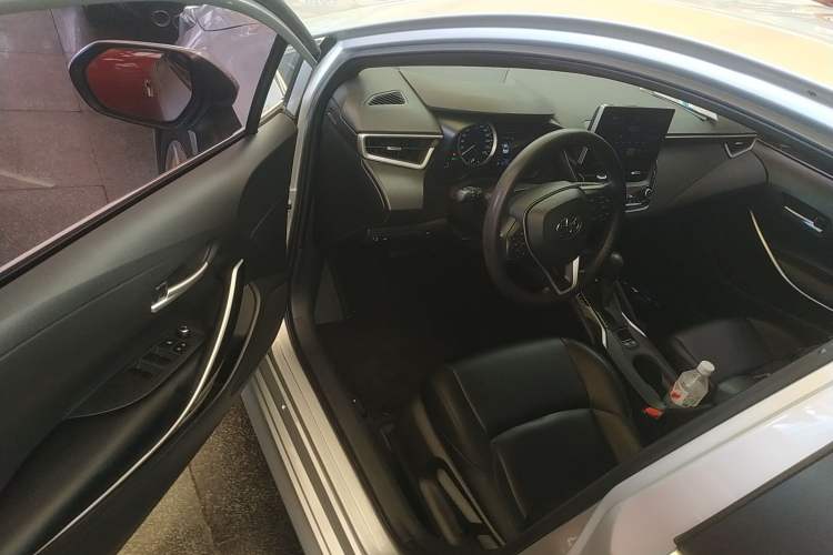 Used Toyota Levin 2019 Dual-Engine 1.8H E-CVT Luxury Edition China VI Standard