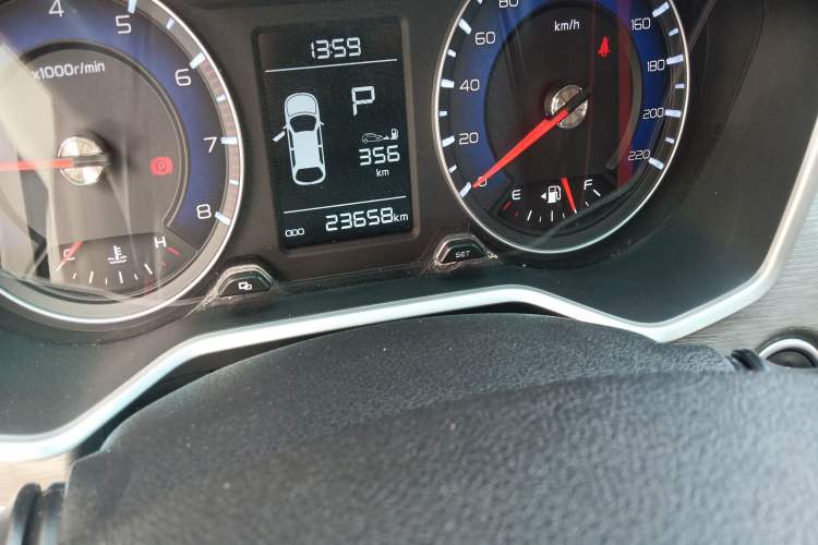 Used Geely Auto Vision X3 2017 1.5L Automatic Luxury Model Odometer Close Up