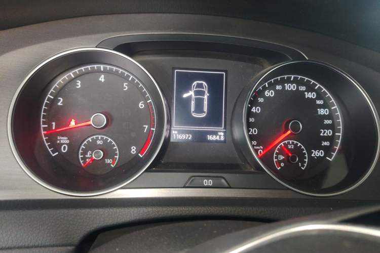 Used Volkswagen Golf 2016 230TSI Automatic Comfort Version Instrument Cluster